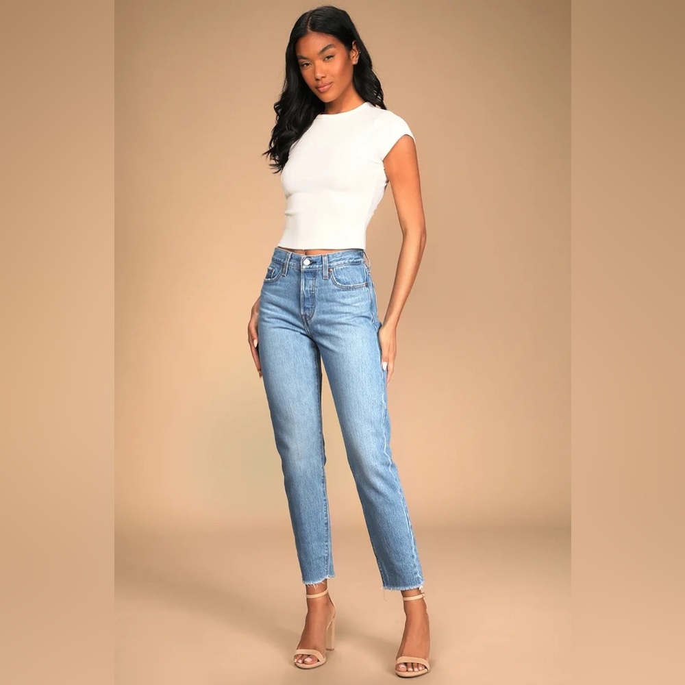 Levi’s Wedgie Icon